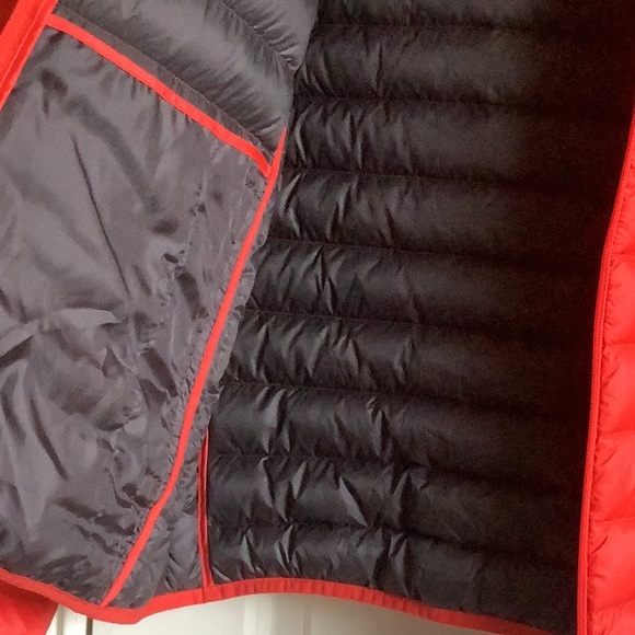 Angelo Litrico red mens lightweight puffer jacket in size L - Picture 6 of 8